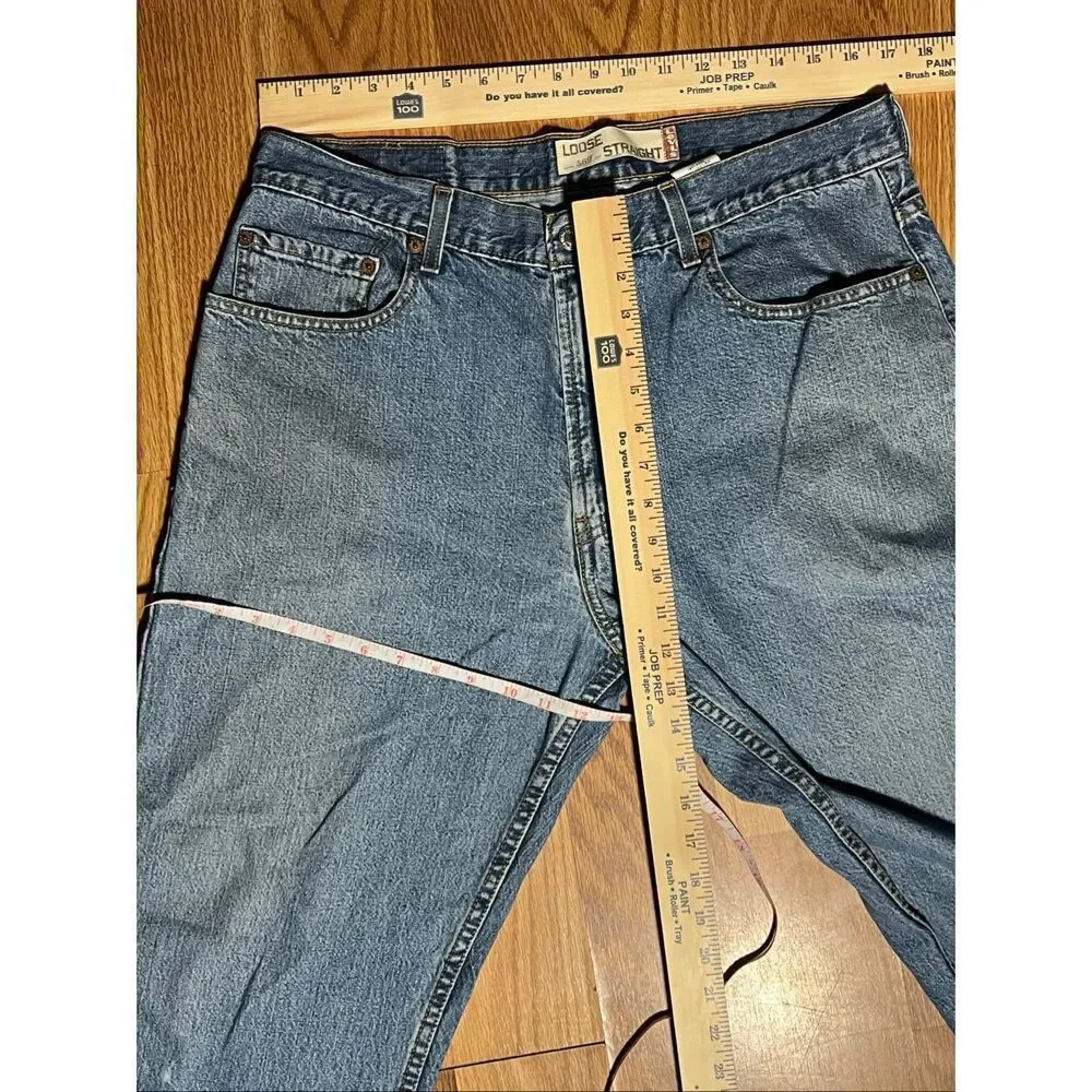 Vintage Levi’s Men’s 569 Loose Straight Jeans 34x30
